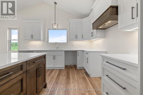 3902 Shannonville Road, Tweed, ON - Indoor Photo Showing Kitchen