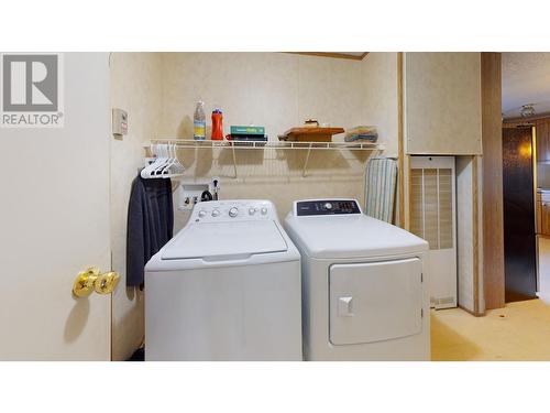 4 2121 Balsam Avenue, Quesnel, BC - Indoor Photo Showing Laundry Room