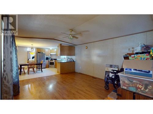 4 2121 Balsam Avenue, Quesnel, BC - Indoor Photo Showing Other Room