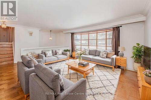 295 Edinburgh Road S, Guelph (Old University), ON - Indoor Photo Showing Living Room