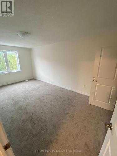 117 - 75 Weldrick Avenue E, Richmond Hill, ON - Indoor Photo Showing Other Room