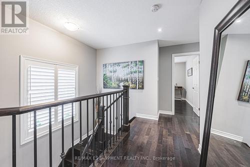 48 Madonna Drive, Hamilton, ON - Indoor Photo Showing Other Room