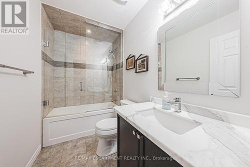 48 Madonna Drive, Hamilton, ON - Indoor Photo Showing Bathroom