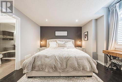 48 Madonna Drive, Hamilton, ON - Indoor Photo Showing Bedroom