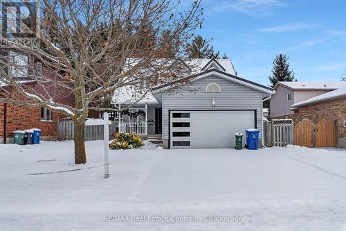 17 Abbeywood Crescent, Guelph (Parkwood Gardens), ON - Outdoor