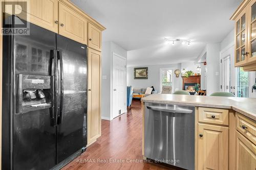 17 Abbeywood Crescent, Guelph (Parkwood Gardens), ON - Indoor Photo Showing Kitchen