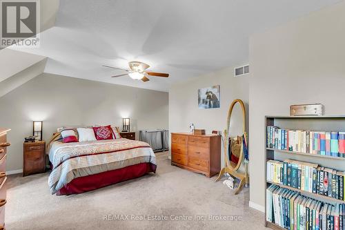 17 Abbeywood Crescent, Guelph (Parkwood Gardens), ON - Indoor Photo Showing Bedroom