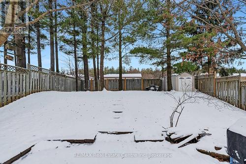 17 Abbeywood Crescent, Guelph (Parkwood Gardens), ON - Outdoor