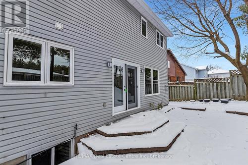 17 Abbeywood Crescent, Guelph (Parkwood Gardens), ON - Outdoor With Exterior