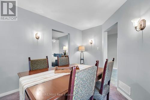 17 Abbeywood Crescent, Guelph (Parkwood Gardens), ON - Indoor Photo Showing Dining Room