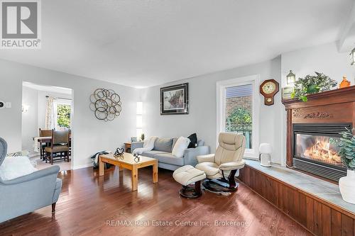 17 Abbeywood Crescent, Guelph (Parkwood Gardens), ON - Indoor Photo Showing Living Room With Fireplace