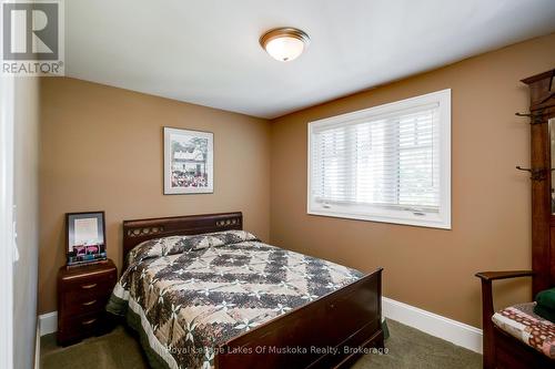 230 Ecclestone Drive, Bracebridge (Macaulay), ON - Indoor Photo Showing Bedroom