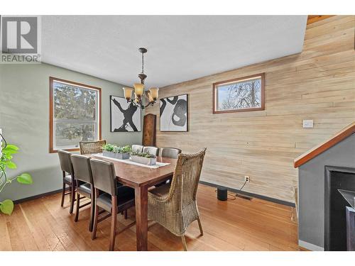 3459 Bray Place, Kamloops, BC - Indoor Photo Showing Dining Room