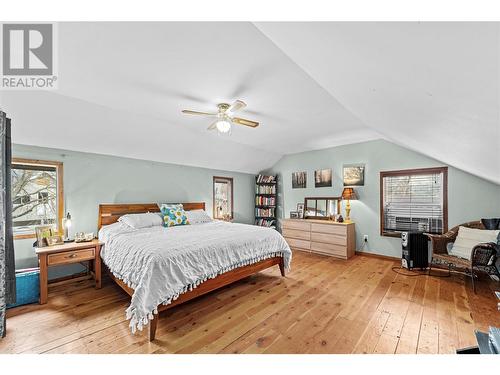 3459 Bray Place, Kamloops, BC - Indoor Photo Showing Bedroom