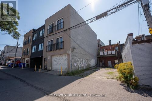 1854 Danforth Avenue N, Toronto, ON 