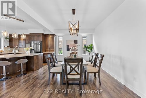 199 Tuliptree Road, Thorold, ON - Indoor Photo Showing Dining Room