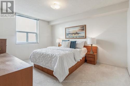 1605 - 966 Inverhouse Drive, Mississauga, ON - Indoor Photo Showing Bedroom