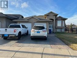 402 McKague CRESCENT  Saskatoon, SK S7R 0A6