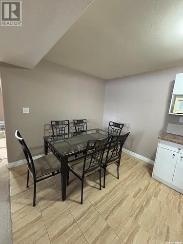 402 Mckague Crescent, Saskatoon, SK - Indoor Photo Showing Dining Room