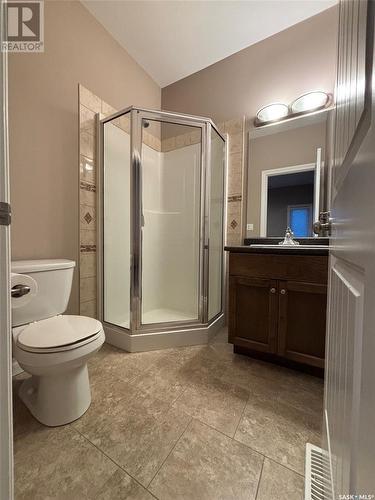 402 Mckague Crescent, Saskatoon, SK - Indoor Photo Showing Bathroom