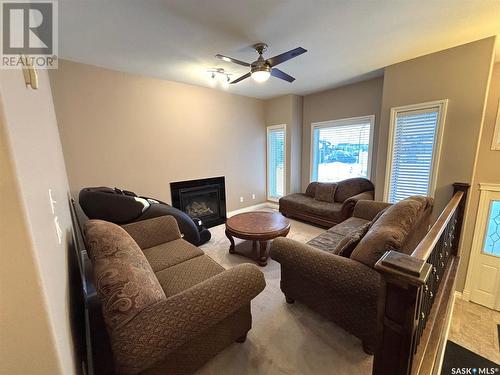 402 Mckague Crescent, Saskatoon, SK - Indoor Photo Showing Living Room With Fireplace