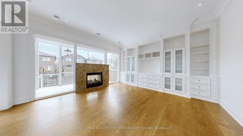 467 Cranbrooke Avenue, Toronto, ON - Indoor Photo Showing Living Room With Fireplace