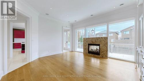 467 Cranbrooke Avenue, Toronto, ON - Indoor Photo Showing Living Room With Fireplace