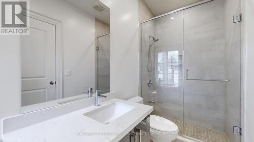 467 Cranbrooke Avenue, Toronto, ON - Indoor Photo Showing Bathroom