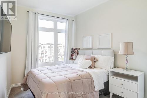 138 Golden Trail, Vaughan, ON - Indoor Photo Showing Bedroom