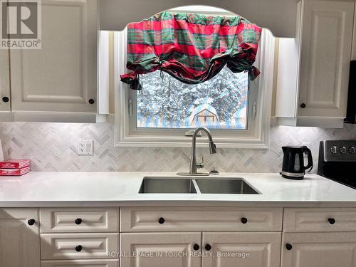 11 Hill Top Drive, Penetanguishene, ON - Indoor Photo Showing Kitchen With Double Sink