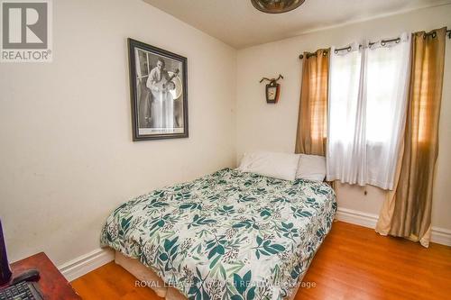 11 Hill Top Drive, Penetanguishene, ON - Indoor Photo Showing Bedroom