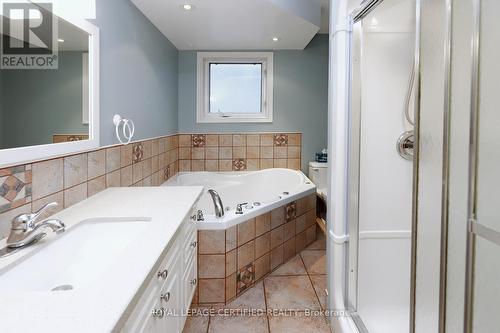 35 Ladore Drive, Brampton, ON - Indoor Photo Showing Bathroom