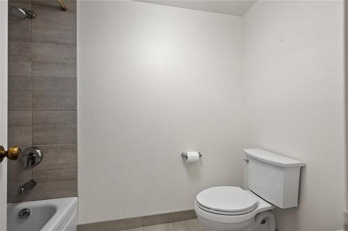 1603 323 Wellington Crescent, Winnipeg, MB - Indoor Photo Showing Bathroom