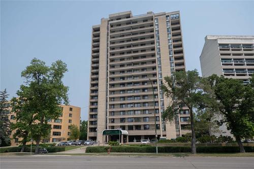 1603 323 Wellington Crescent, Winnipeg, MB - Outdoor With Balcony With Facade