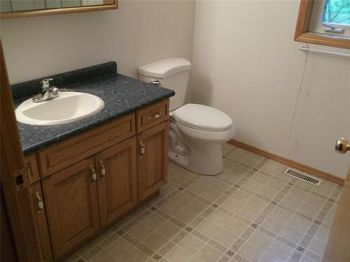 39084 Pr 244 Road, Notre Dame De Lourdes, MB - Indoor Photo Showing Bathroom