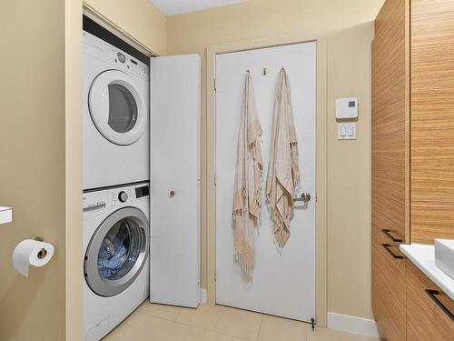 Salle de lavage - 9462 Rue Rousseau, Montréal (Mercier/Hochelaga-Maisonneuve), QC - Indoor Photo Showing Laundry Room