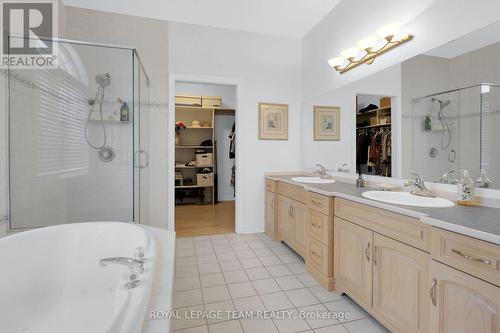 1569 Landel Drive, Ottawa, ON - Indoor Photo Showing Bathroom