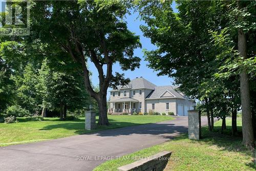 1569 Landel Drive, Ottawa, ON - Outdoor