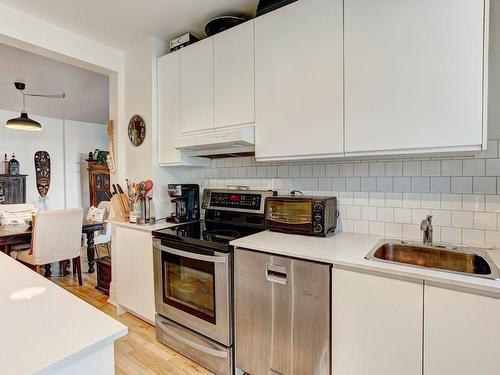 Kitchen - 41 Av. Dobie, Mont-Royal, QC - Indoor Photo Showing Kitchen