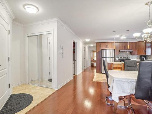 Hall - 101-3450 Boul. Pie-Ix, Laval (Duvernay), QC - Indoor Photo Showing Kitchen