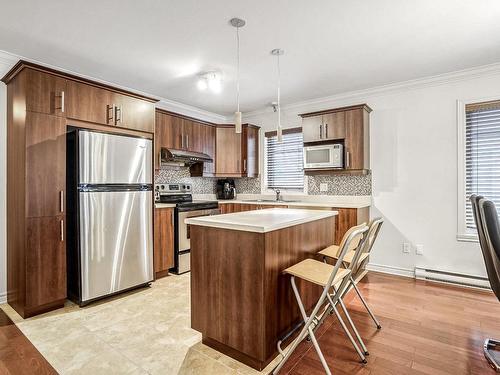 Kitchen - 101-3450 Boul. Pie-Ix, Laval (Duvernay), QC - Indoor Photo Showing Kitchen With Upgraded Kitchen