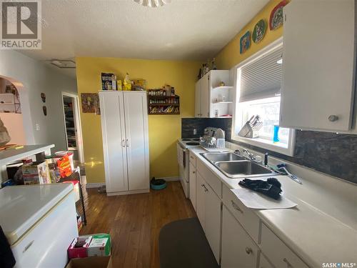 123 108Th Street, Saskatoon, SK - Indoor Photo Showing Kitchen With Double Sink