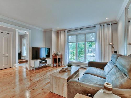 Living room - 85 Ch. Notre-Dame, Blainville, QC - Indoor Photo Showing Living Room