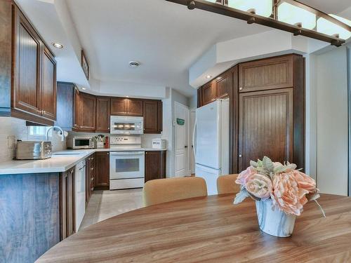 Dining room - 85 Ch. Notre-Dame, Blainville, QC - Indoor Photo Showing Kitchen