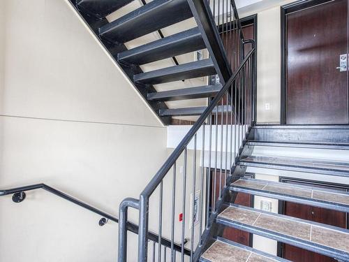 Escalier - 202-808 Rue De La Soeur-Marie-Rose, Terrebonne (Lachenaie), QC - Indoor Photo Showing Other Room