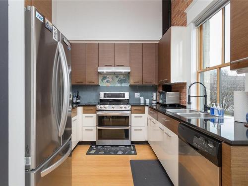 301-610 Johnson St, Victoria, BC - Indoor Photo Showing Kitchen With Double Sink