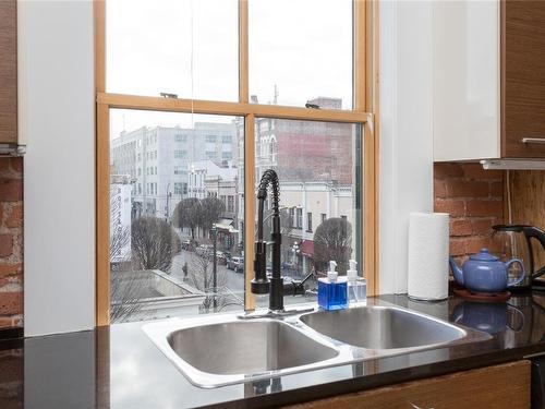 301-610 Johnson St, Victoria, BC - Indoor Photo Showing Kitchen With Double Sink