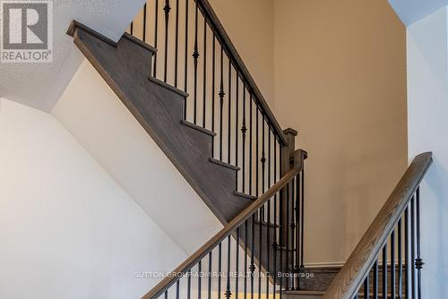 2207 Lozenby Street, Innisfil, ON - Indoor Photo Showing Other Room