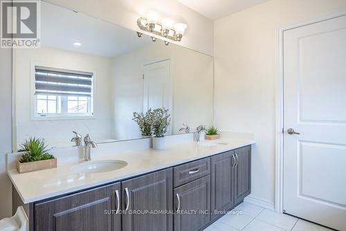 2207 Lozenby Street, Innisfil, ON - Indoor Photo Showing Bathroom