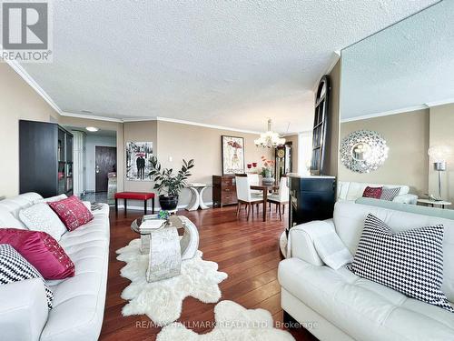 2608 - 1300 Islington Avenue, Toronto, ON - Indoor Photo Showing Living Room